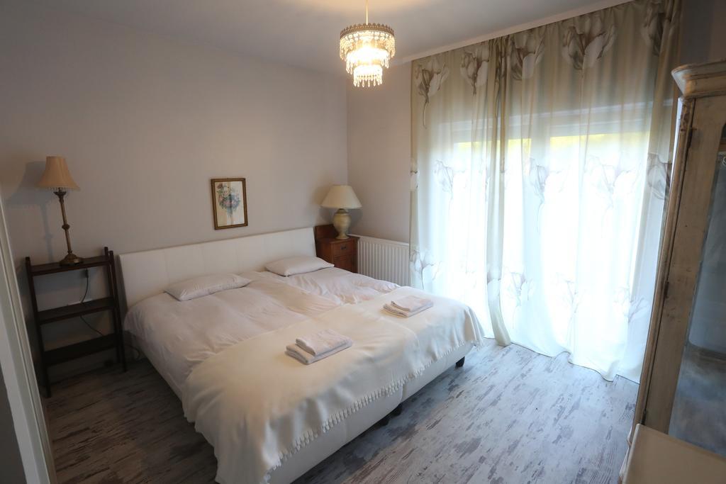 Pastel Guesthouse Balatonfured Room photo